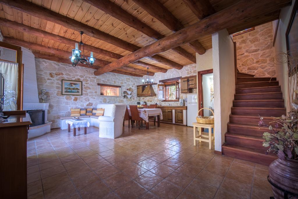 Ktima Kourou Pension Plános Kamer foto