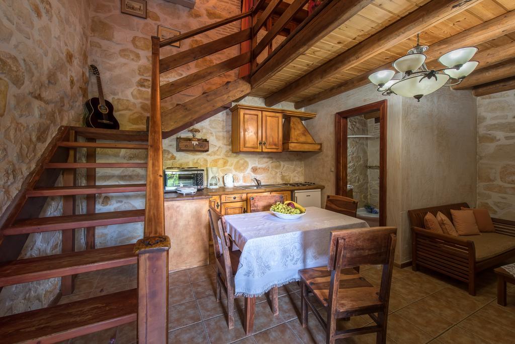 Ktima Kourou Pension Plános Kamer foto