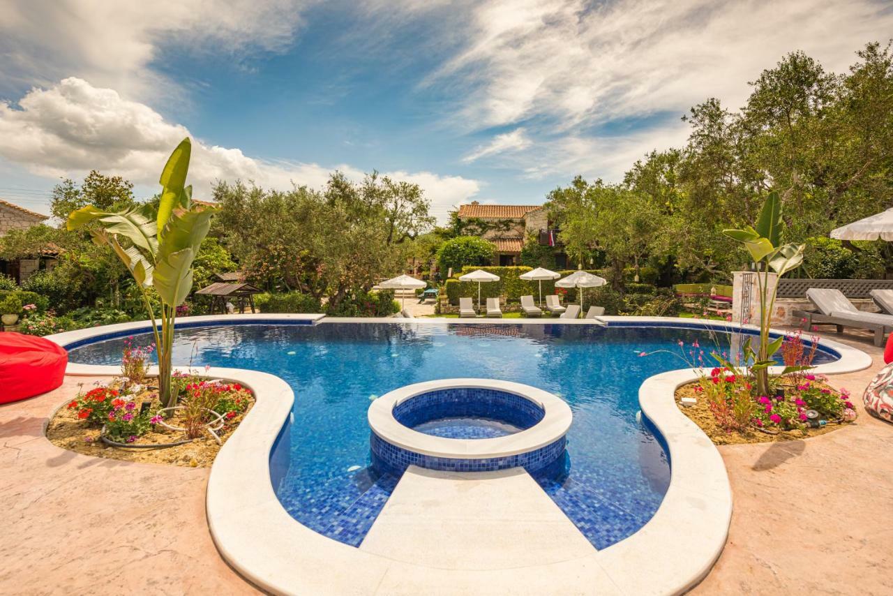 Ktima Kourou Pension Plános Buitenkant foto